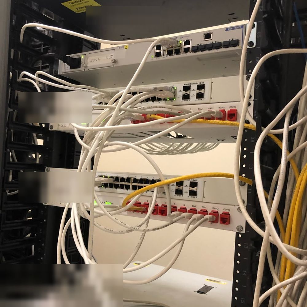 Migración de enlaces y equipamiento de red